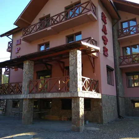 Hotel Прут *