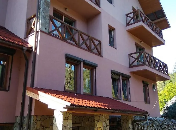 Прут Otel Tatariv